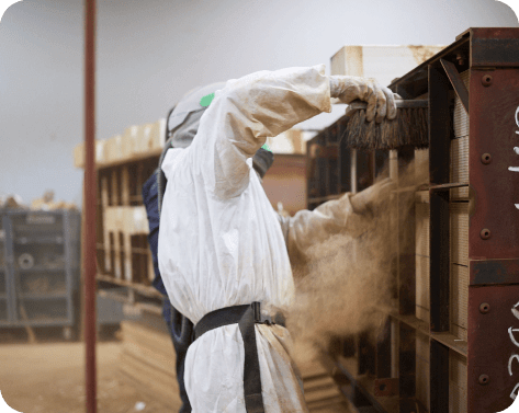 SCR catalyst cleaning and regeneration process
